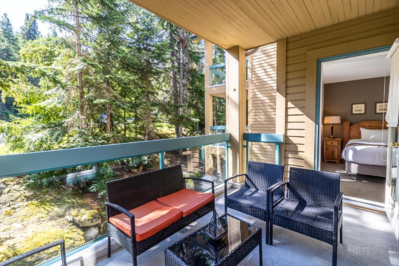 Snowbird Townhouses By Elevate Vacations Whistler Exterior photo