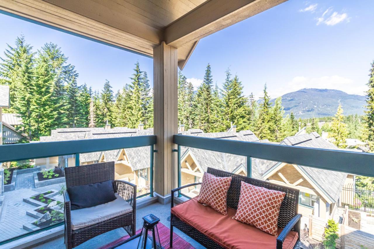 Snowbird Townhouses By Elevate Vacations Whistler Exterior photo