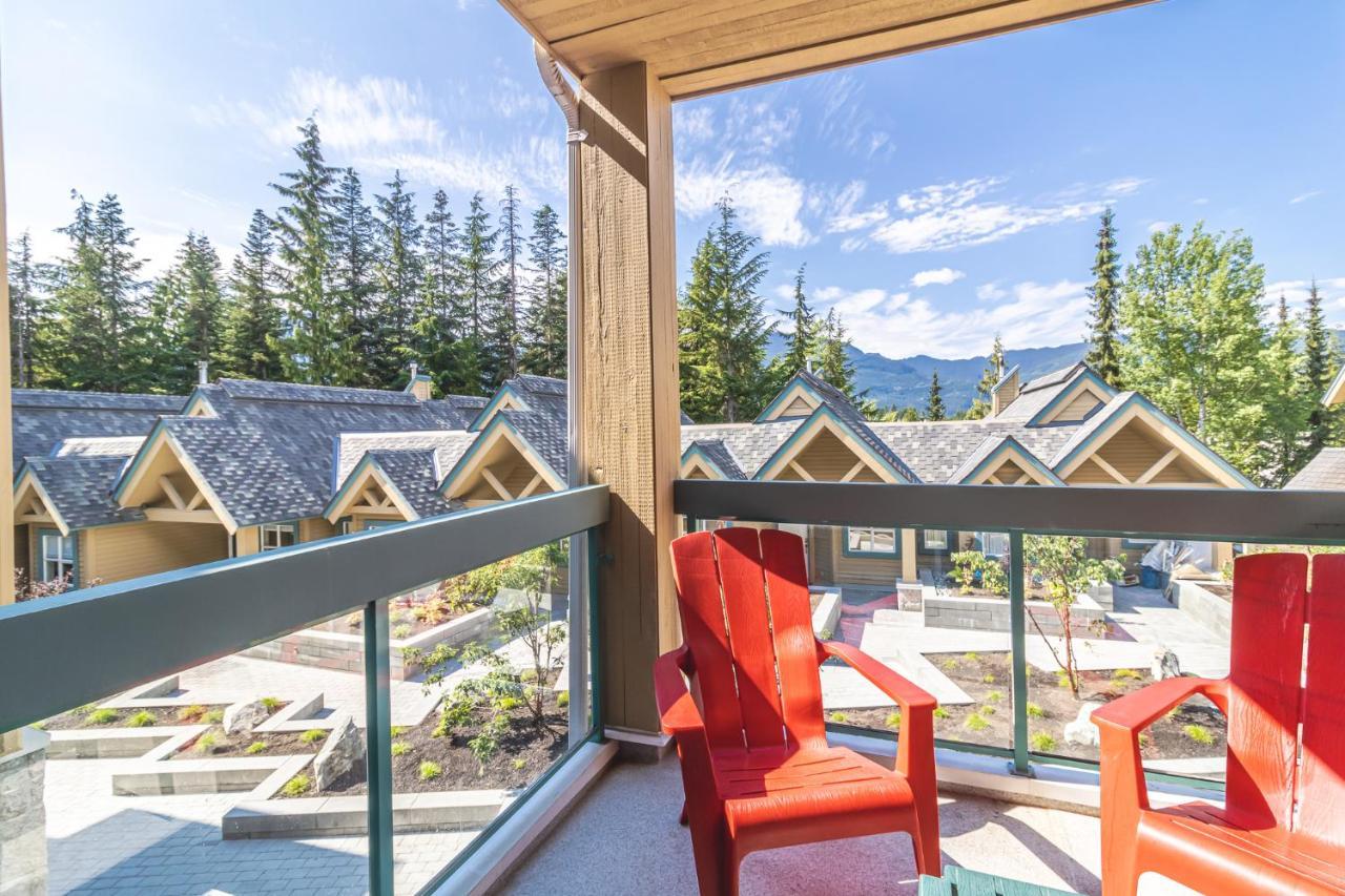 Snowbird Townhouses By Elevate Vacations Whistler Exterior photo